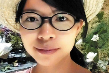 广州女白领“卖晚安” 赚钱送爱心