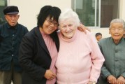 一位上了中央新闻联播,感动上亿国人流泪的基督徒“美国奶奶”!