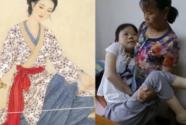 双手残疾的13岁少女 绘画作品屡获国际大奖
